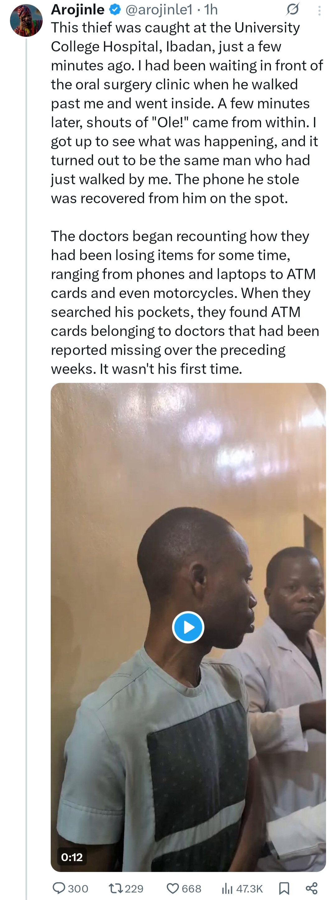 Man caught at UCH Ibadan after he allegedly stole a phone and multiple doctors
