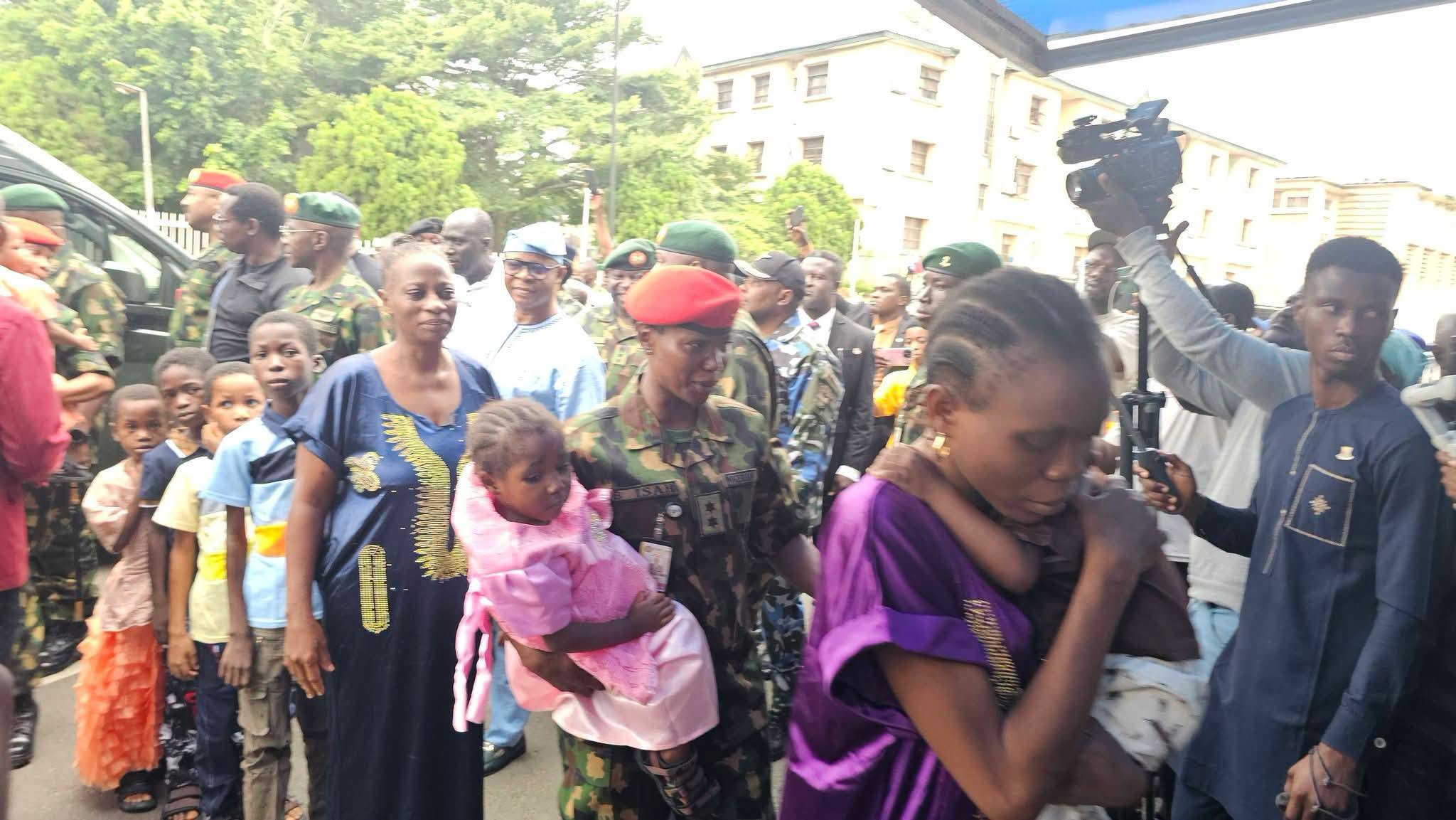 Military hand over rescued teachers and pupils to Oyo State Government